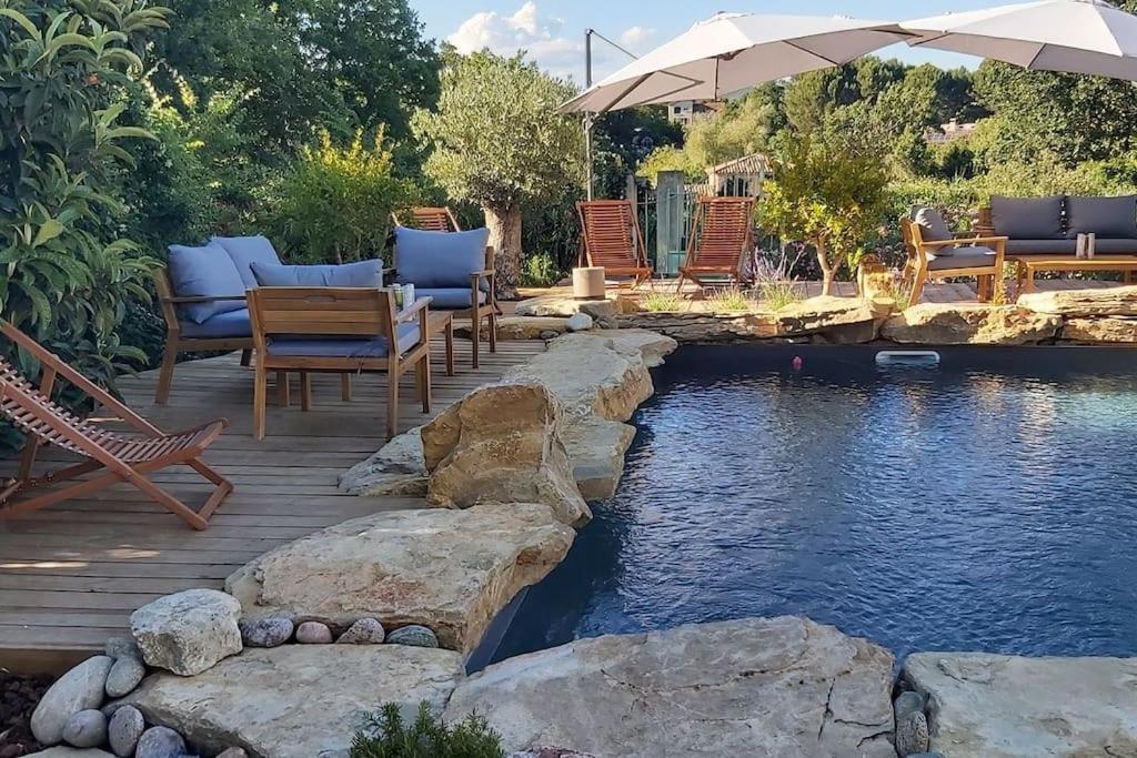Une Oasis Au Pays De Cezanne Aix-en-Provence Exterior foto